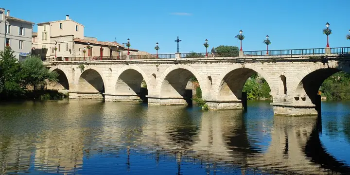 SOMMIERES TRES BELLE VILLA DE 225 m²