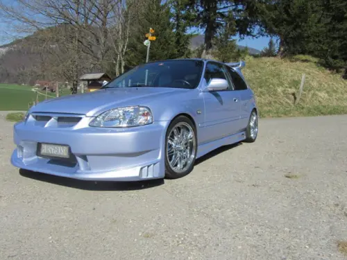 Honda civic EK4 à Moutier