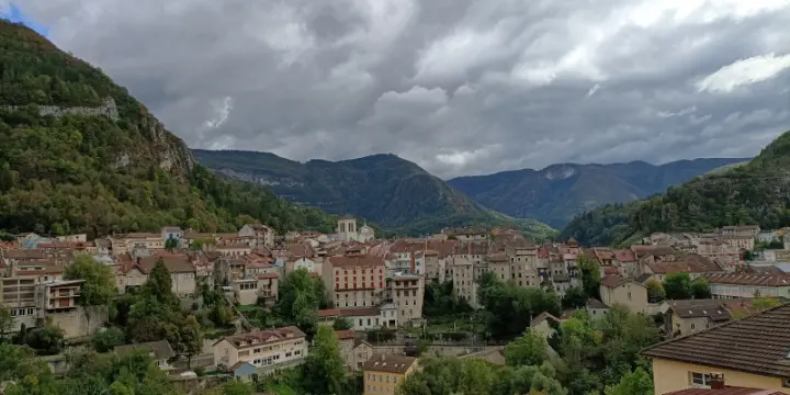Vends grand appartement dans le Haut-Jura