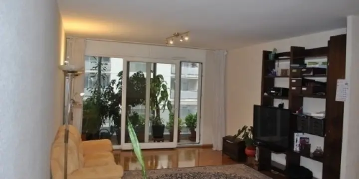 Appartement traversant 4 1/2 pièces de 1