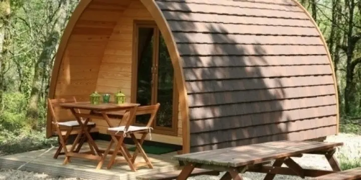 Les Cabanes Huttes refuges