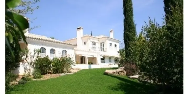 Villa 5 chambres Moncarapacho Ref: RD870