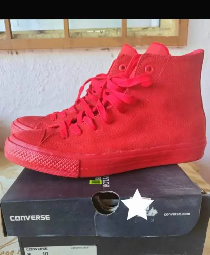 Schuhe Neue Converse à Brienz BE