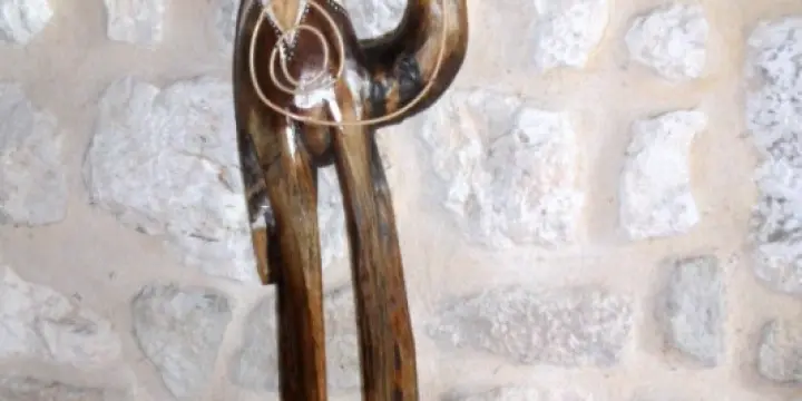 Magnifique sculpture en bois "Dromadaire"