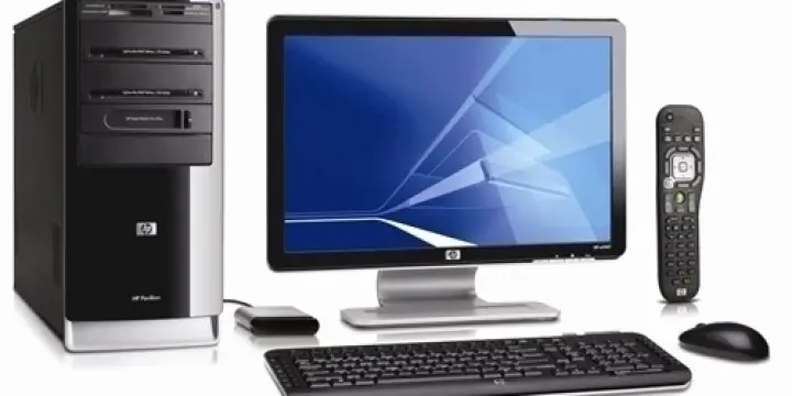 PC HP + écran hdmi 50 cm + clavier souri