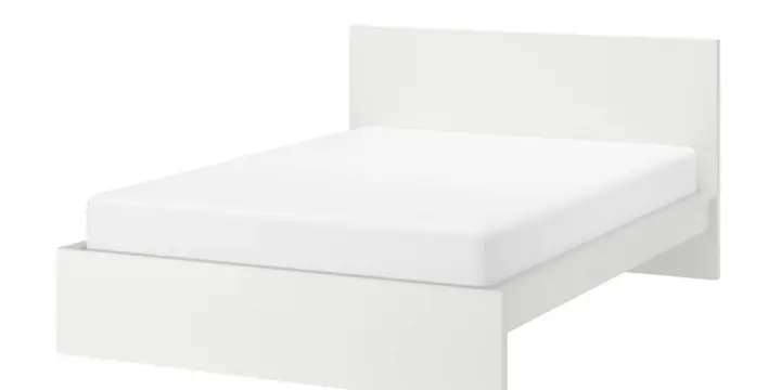 Lit, matelas & sommier