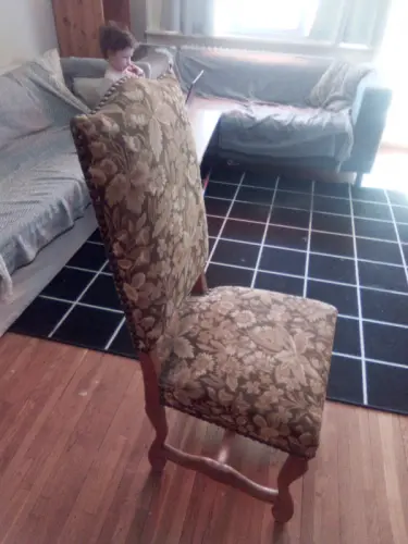 Chaise bois hêtre à Genève