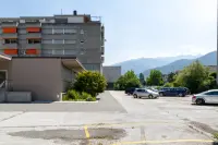 Image 4
