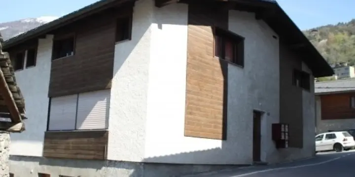 Immeuble de 6 logements à Leuk-Stadt
