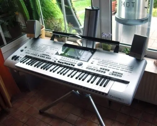 Yamaha Tyros 3 komplett mit Rack à Luzern