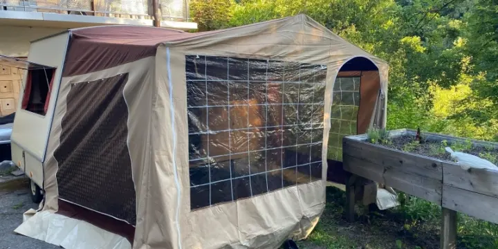 Auvent spécifique Caravane pliante Rapido