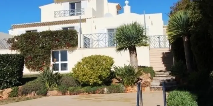 Villa 4 chambres Santa Barbara MB1018