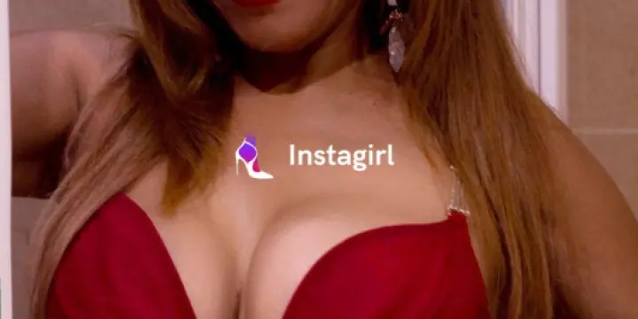 Yulianna, très belle latine