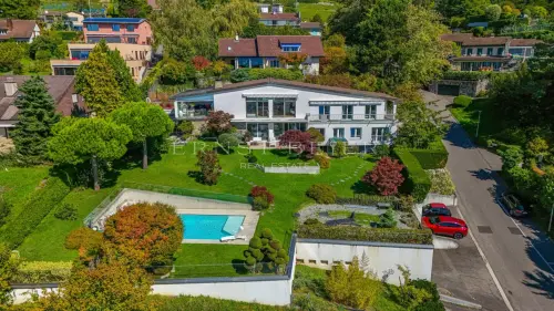 Propriété de prestige avec jardin paysager, piscine et panorama sur le Léman à Lutry