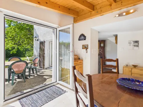 Chalet mitoyen avec cachet dans un environnement paisible et verdoyant