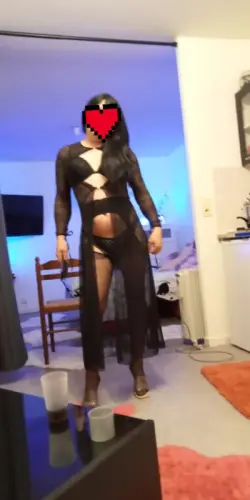 Sara beurete travesti à Fernay Voltaire