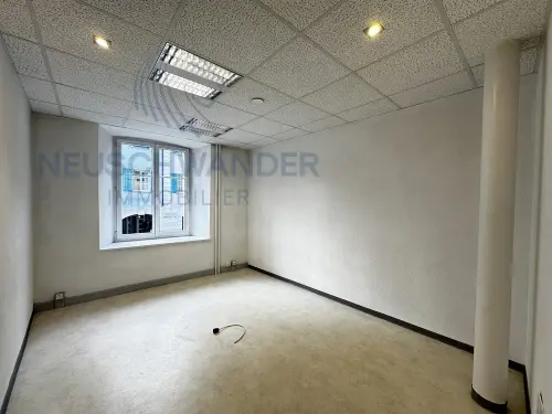 Emplacement stratégique et 1er loyer offert!