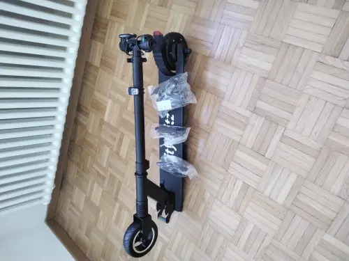 A vendre trottinette électrique à Biel/Bienne