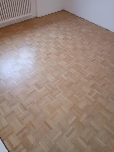 Ponçage parquet à Ayent