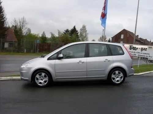 Ford c-mAX 1.6 tdci trend à Genève