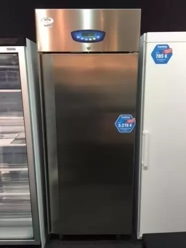 Armoire frigo de stockage pour chocolat