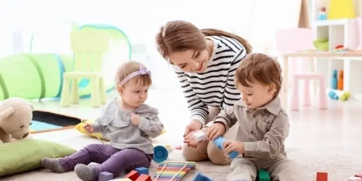 Baby-sitters - Nounous - ASE - Educatrices