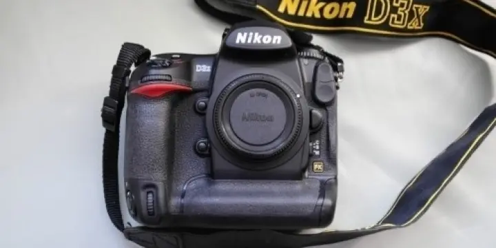 Nikon D3X reflex numérique