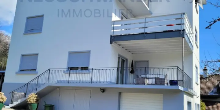 Immeuble de trois appartements