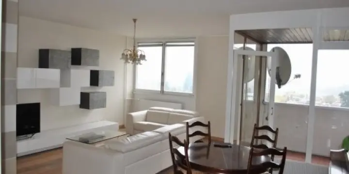  Appartement traversant 5 pièces 103 m2 