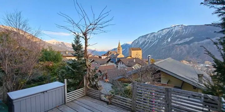 Sonniges Familienhaus mit Garten und Potenzial in Venthone