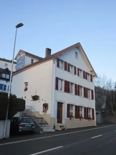 Saint-imier - maison 6.5 pieces à Saint-Imier