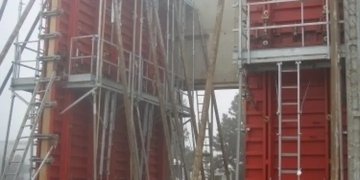 Location / Vente Banches metalliques