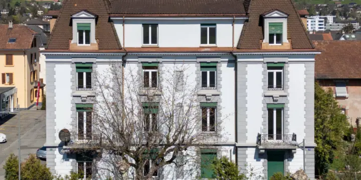Immeuble de rendement à Delémont - 9 appartements + local commercial