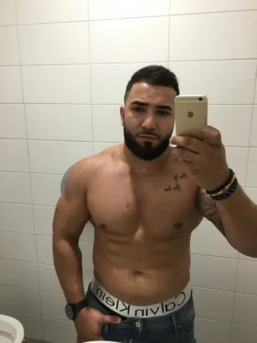 Chercher femme pour spa à Geneve