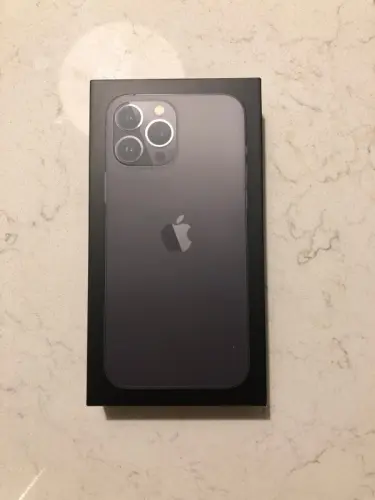 iPhone 13 Pro Max 512 Go inutilisé avec reçu à Fribourg