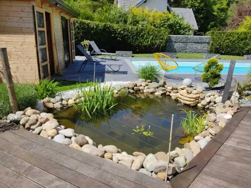 Cette très belle maison familiale agrémentée d'une piscine. à Valdoie