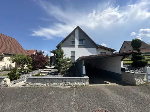 À vendre charmante maison de 6.5 pièces à Feldbach à Feldbach