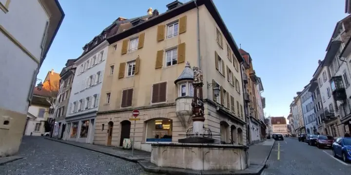 À Porrentruy immeuble de 3 appartements et 1 commerce