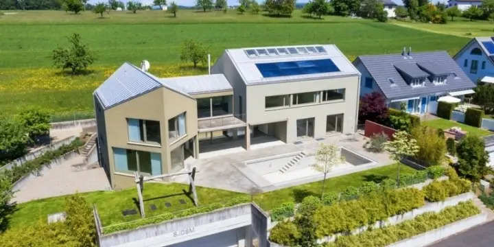 Emotionen garantiert! Traumhafte Villa im Grünen