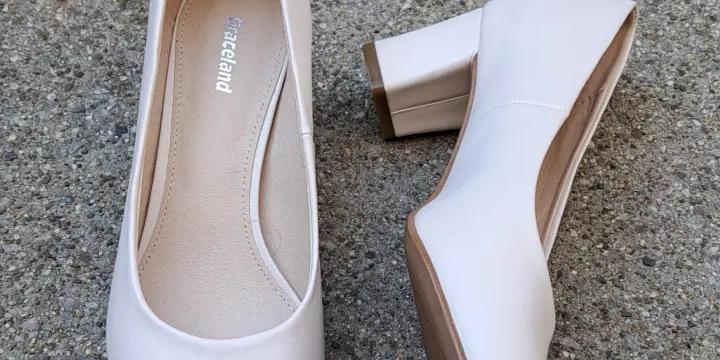 Souliers pour dames, blancs taille 37