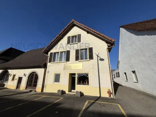Charmante et spacieuse au coeur du village à Chevenez