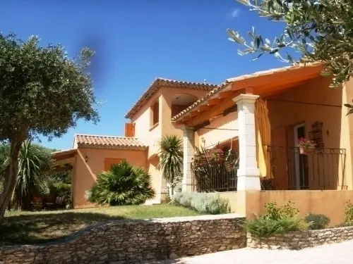 Grande maison en Provence à Lédenon