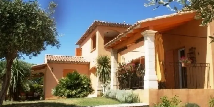 Grande maison en Provence