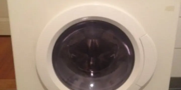 Lave-linge Bosch.2 ans. 1200 tours.