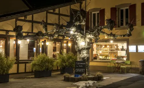 Restaurant à remettre entièrement équipé à louer