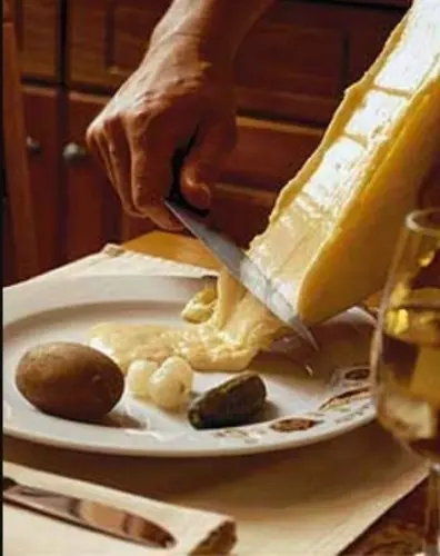Rechercher serveuse/barmaid de suite à Sion