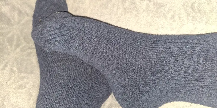 Chaussettes portées authentiques – odeur naturelle garantie 🔥