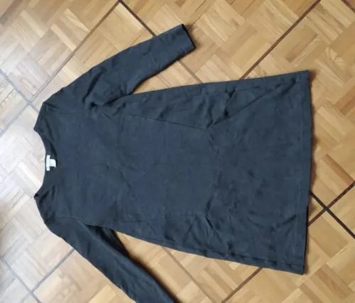 Robe anthracite H&M Comme neuve à Moutier