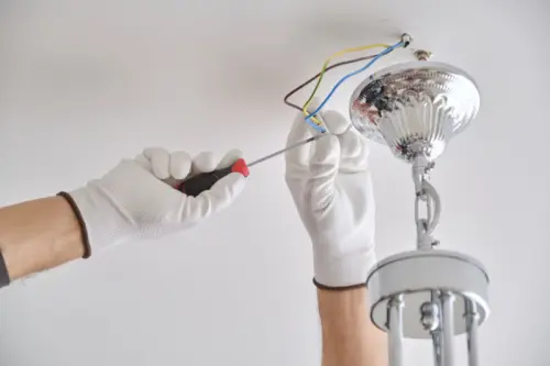 Electricien professionnel CFC à Lausanne
