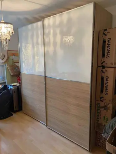 Armoire coulissante Jutzler à Hauterive